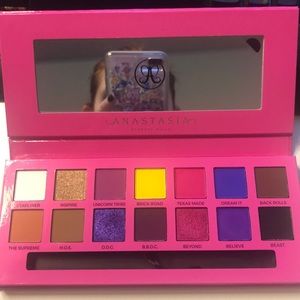 ABH x Alyssa Edwards Eyeshadow Palette